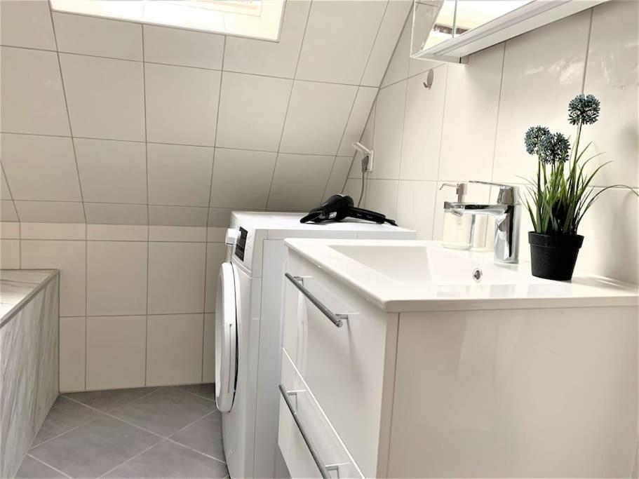 Uni-Klinikum- Zentrale Lage Von Holsterhausen Apartment Essen Ngoại thất bức ảnh