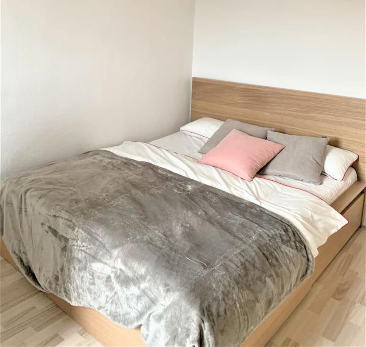 Uni-Klinikum- Zentrale Lage Von Holsterhausen Apartment Essen Ngoại thất bức ảnh